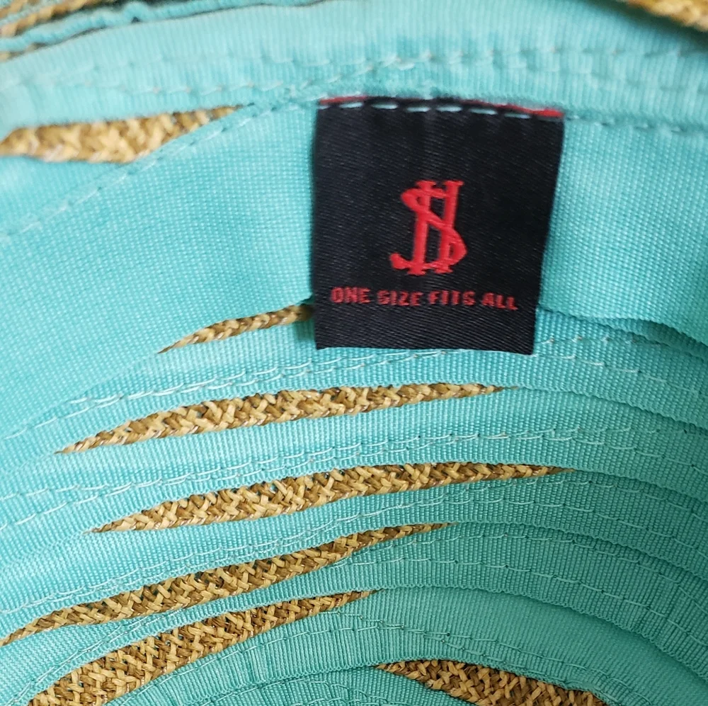 Straw Hat by Som Her - Picture 4 of 4